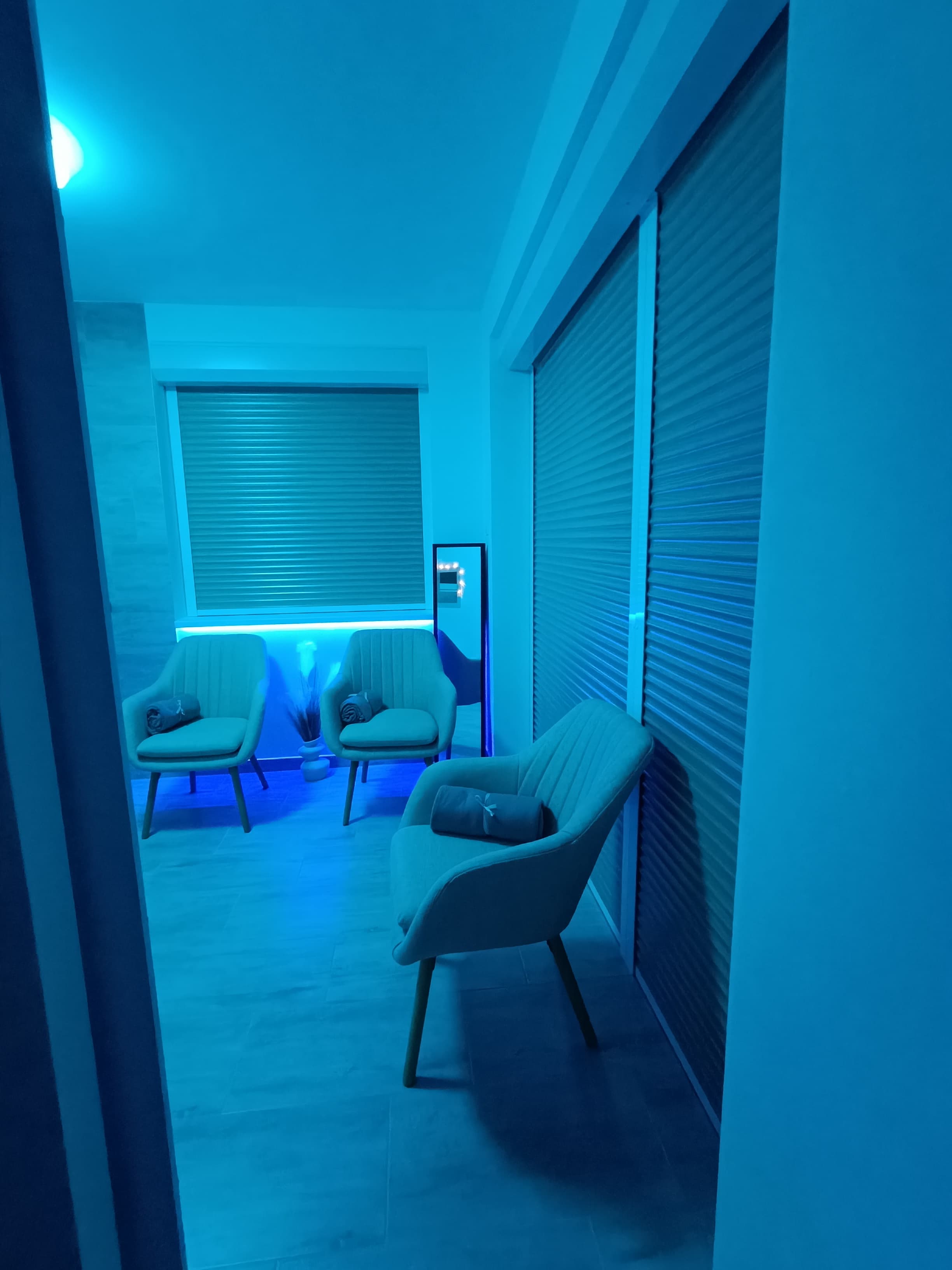 Gallery thumbnail 11